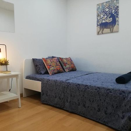 Habitacion Doble En Eixample Barcellona Esterno foto