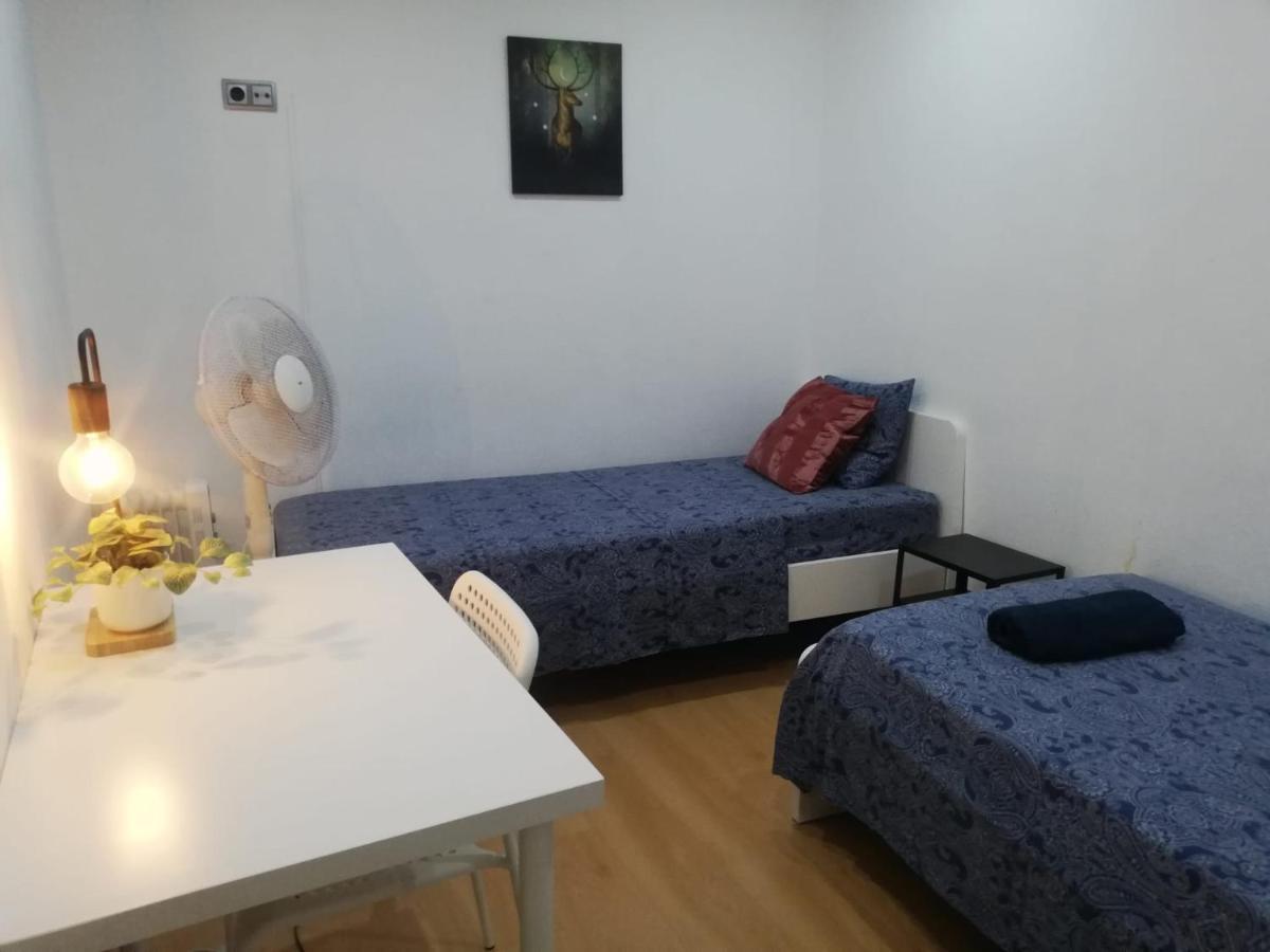 Habitacion Doble En Eixample Barcellona Esterno foto